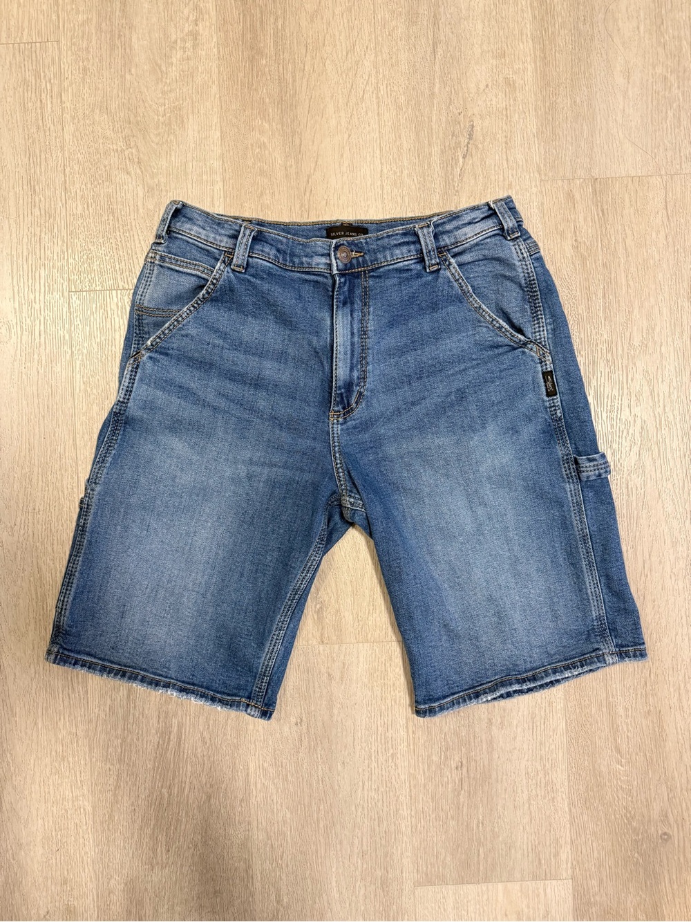 Silver Jeans Co. Relaxed Painter Denim Shorts W32 Carpenter Utility